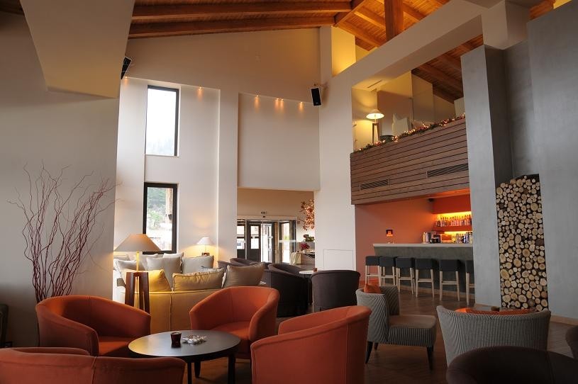 Πλειάδων Γη Mountain Spa & Resort